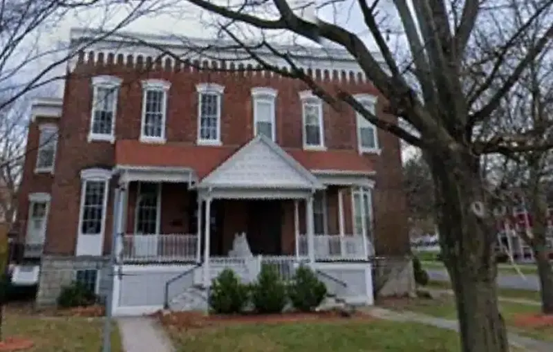 Syracuse Recovery Services